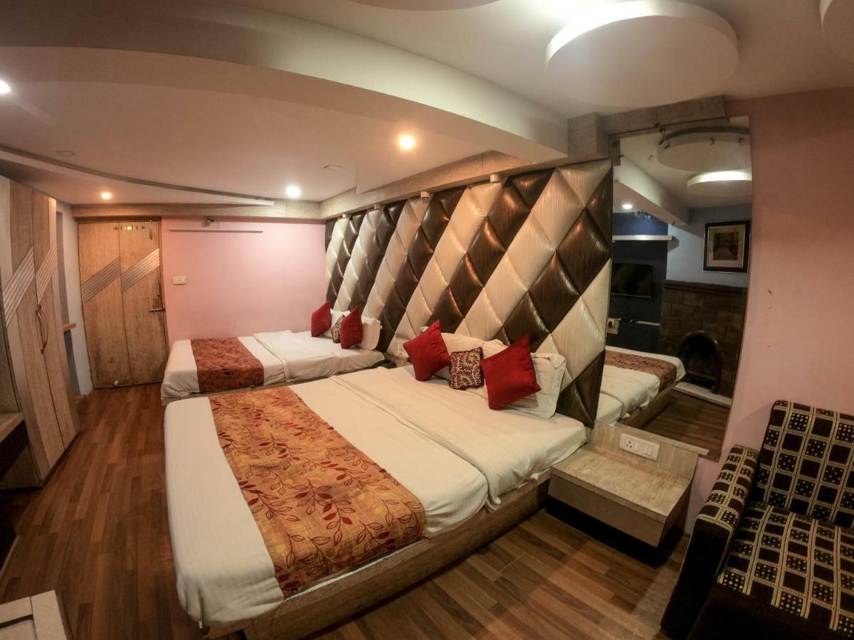 Hotel Broadway Annexe Дарджилинг Экстерьер фото